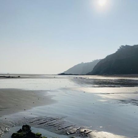 Chaumiere Cotiere: Plage A 500M,A Deux Pas Du Gr34 Plérin Extérieur photo